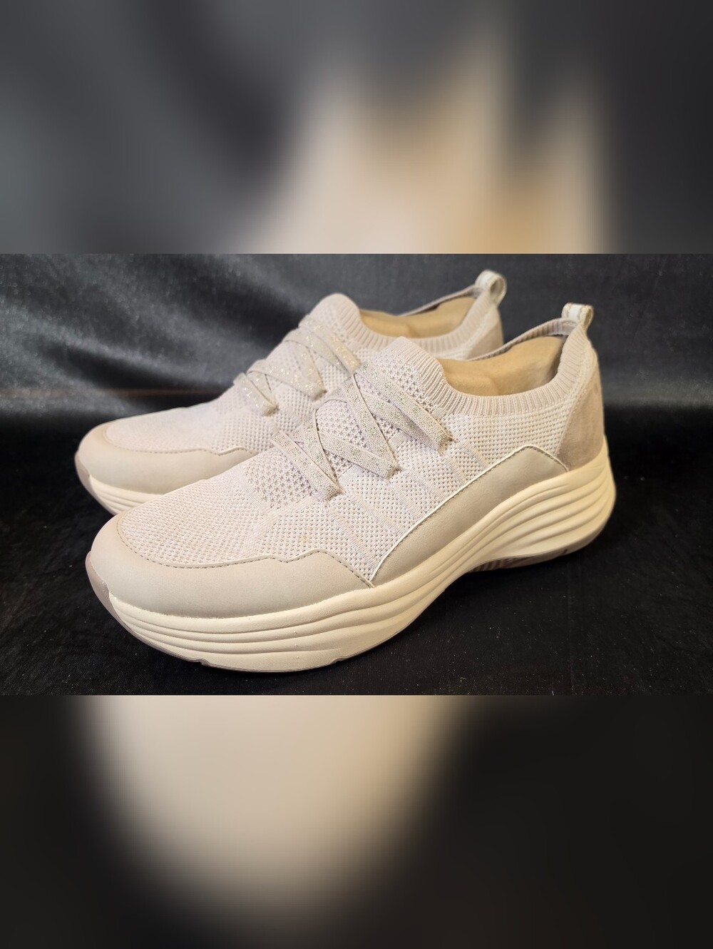 BZees Impact Knit Womens Size 12M Tan Comfort Walking Shoes Slip On Sneaker